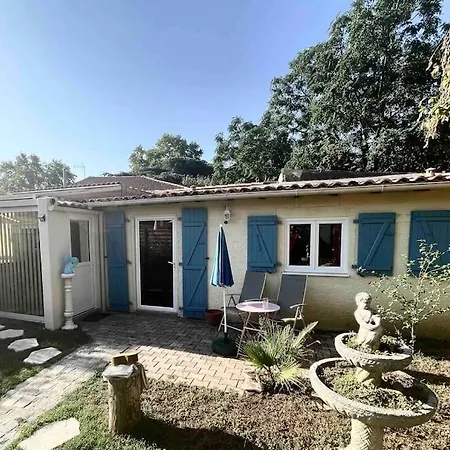 Houdarling Et Hammam Jacuzzi Et Sauna Ferienhaus Nîmes