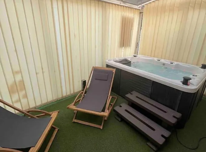 Houdarling Et Hammam Jacuzzi Et Sauna *